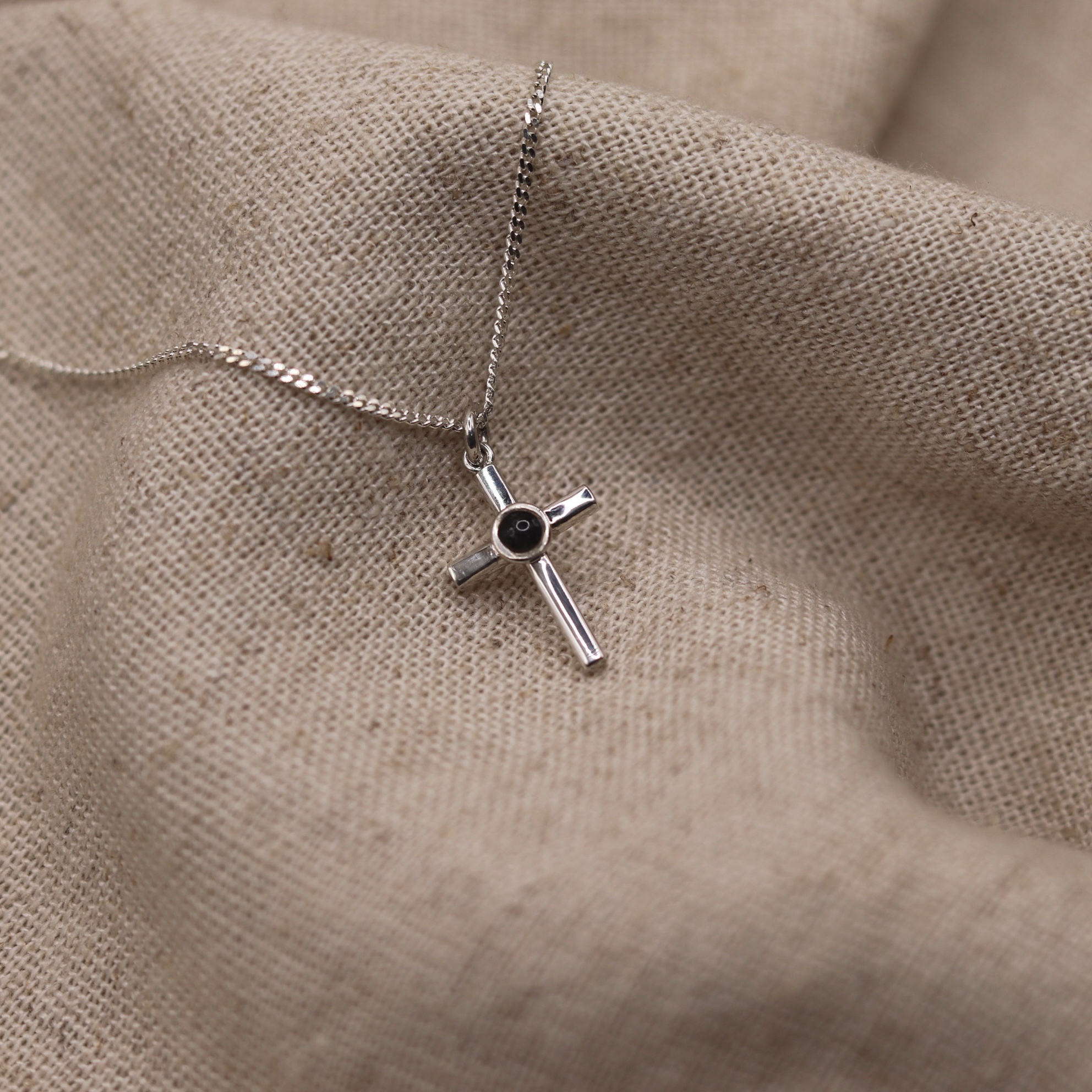 Remembrance cross